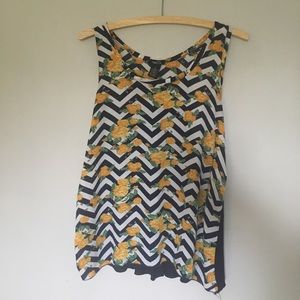 Rue 21 Sleeveless Floral Print Shirt